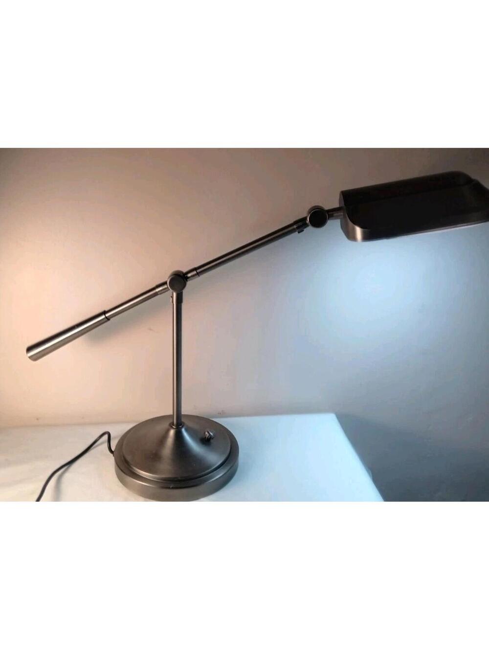 Verilux Heritage Deluxe Natural Spectrum Desk Lamp
